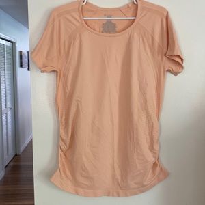 Peach t-shirt, size XL